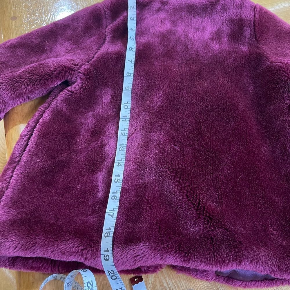 Children’s Place fuzzy burgundy winter jacket 24 months - Picture 5 of 7